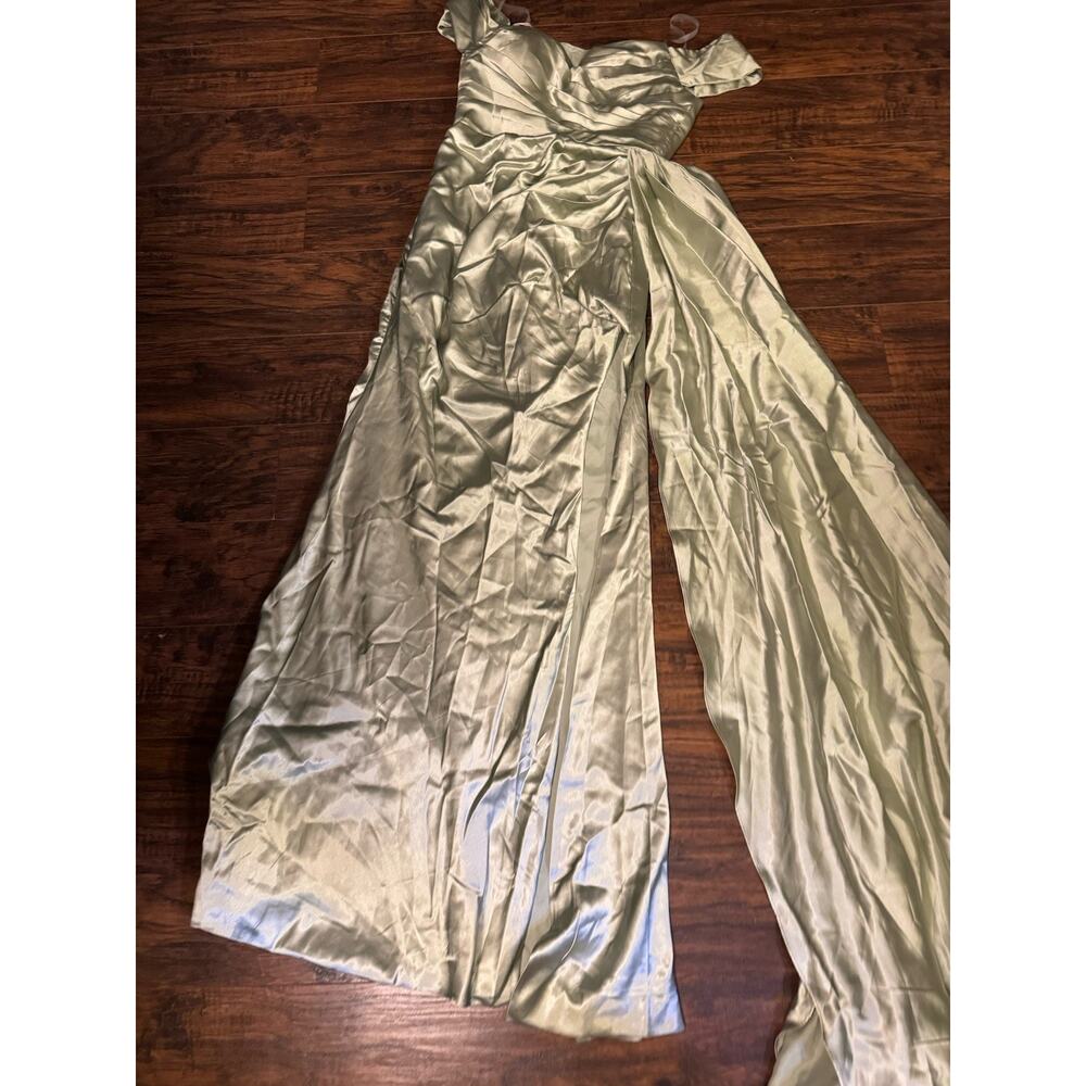 LAVETIR Bridesmaid Dress Sage Stretch Satin - Size 2 - Picture 2 of 11